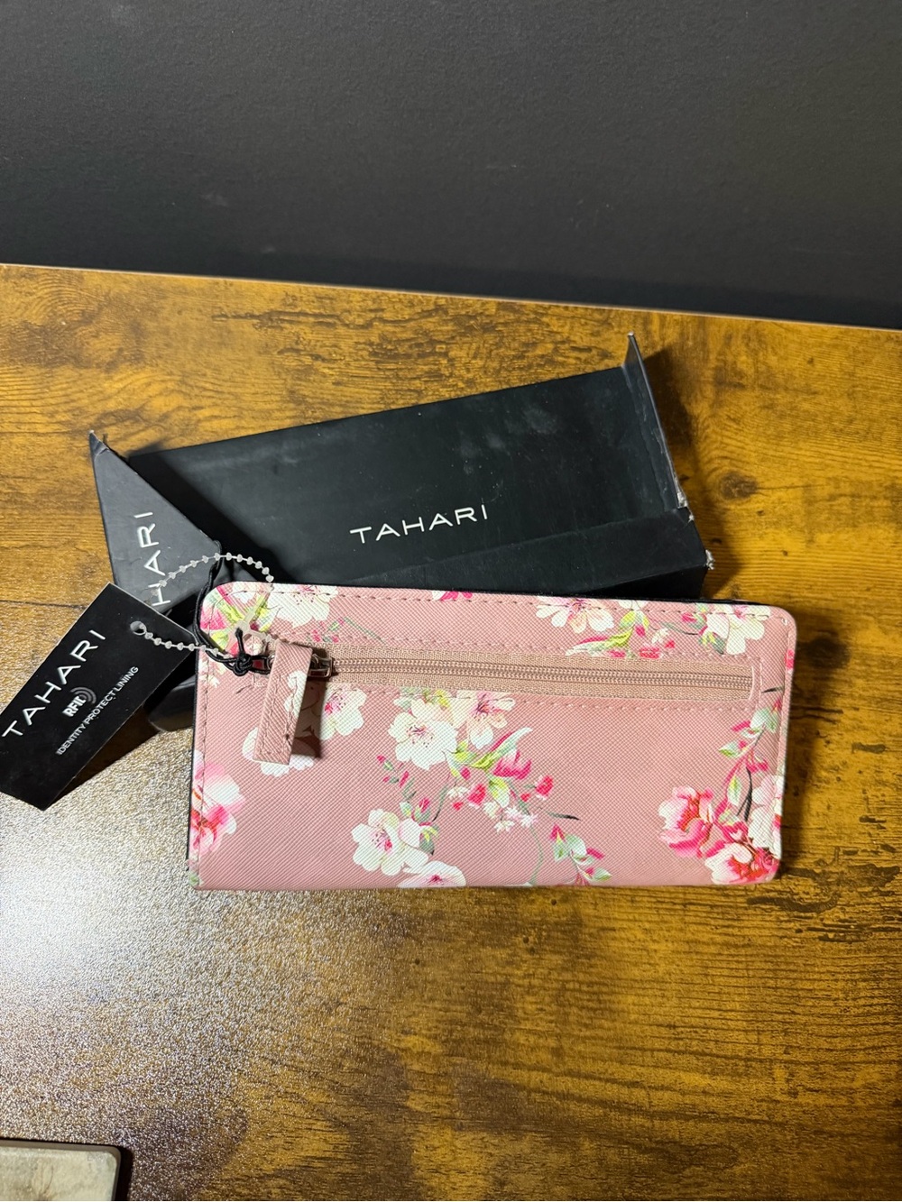 Tahari Vegan Wallet. NWT - Picture 2 of 6